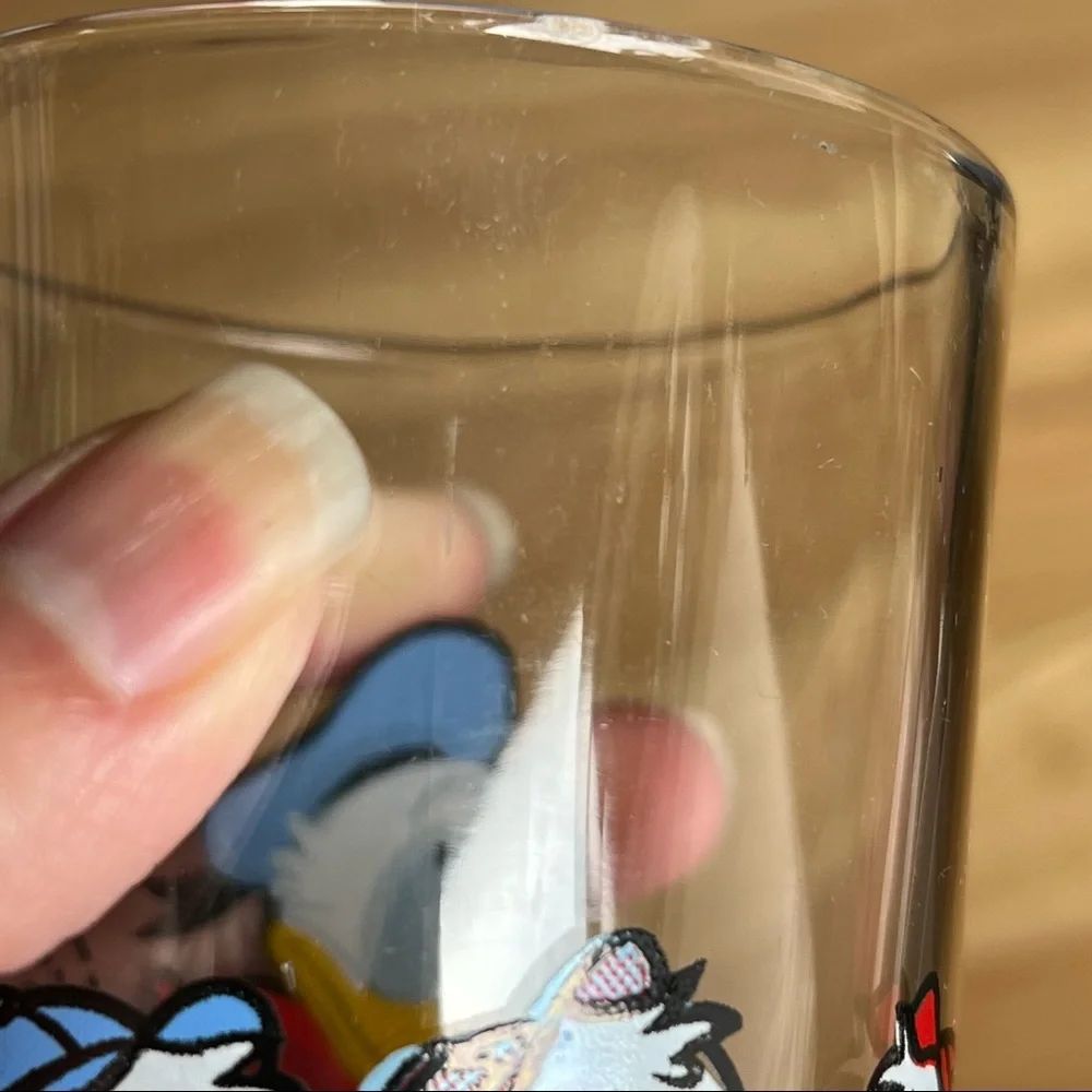 2 Vintage Pepsi Disney Pluto and Donald Duck Glasses 1978